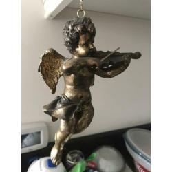 Engel met pijl en boog maat 22 cm hoog 13 cm breed