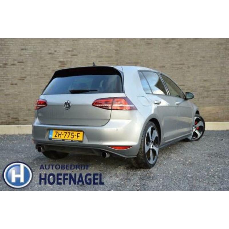Volkswagen Golf 2.0 TSI GTI Climate/Cruise control/Navigatie