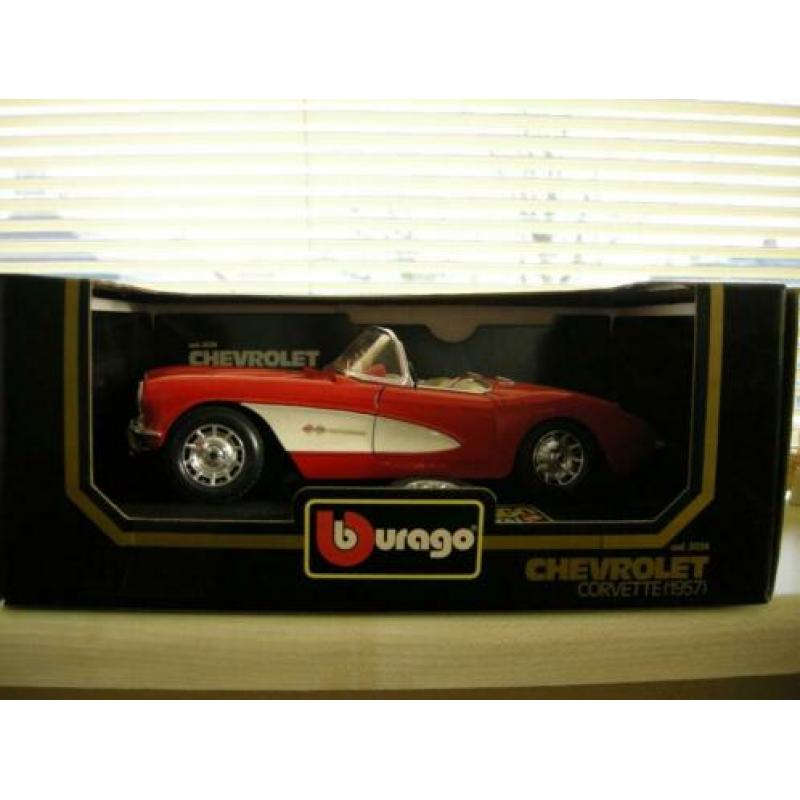 CHEVROLET CORVETTE 1957 miniatuur 1:18