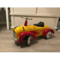 Rode "Retro Roller" loopauto, in mooie staat.