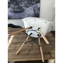 6 eetkamer stoelen (5wit1grijs)