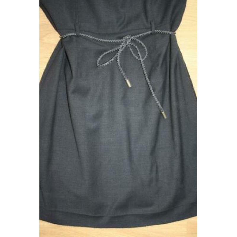 Tommy Hilfiger mouwloze jurk maat 10 = M