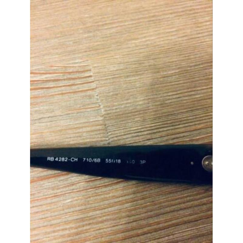 Ray Ban zonnebril, bruin. RB -4282CH