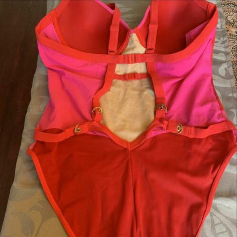 Badpak Marlies Dekkers. Maat 85c. Nieuw.