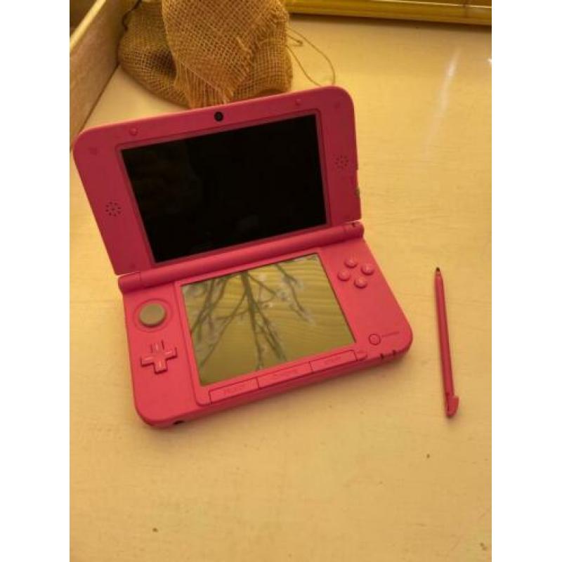 Nintendo 3DS XL (roze)