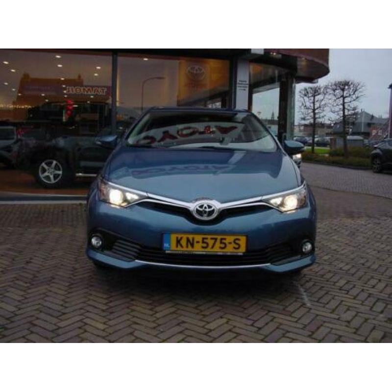 Toyota Auris 1.3 Aspiration NAVI (bj 2016)