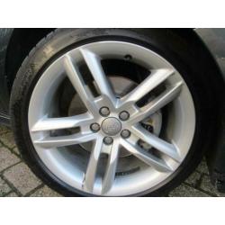 Audi A1 Sportback 1.4 TFSI 180PK/AUT/2X S-LINE/XENON/NAVI