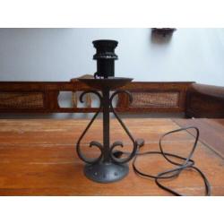 Smeedijzeren art deco lamp