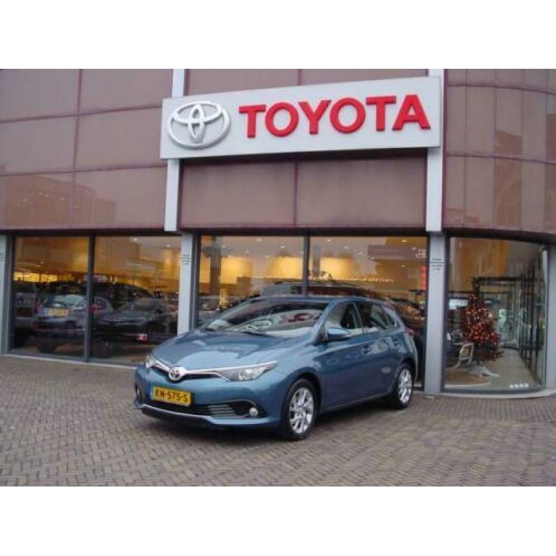 Toyota Auris 1.3 Aspiration NAVI (bj 2016)
