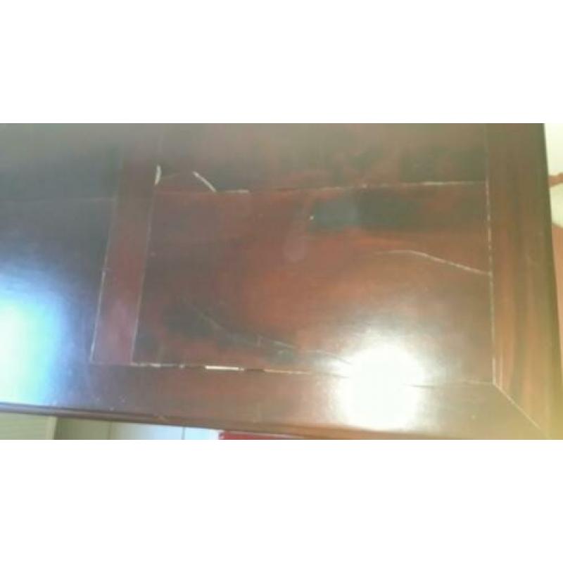 Antieke mahoniehouten kast