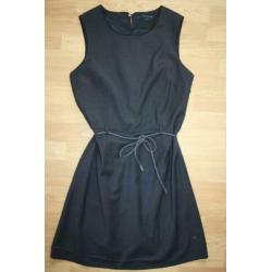 Tommy Hilfiger mouwloze jurk maat 10 = M