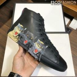 Gucci Sneakers #23
