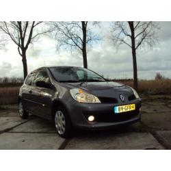 Renault Clio 1.2-16V Special Line