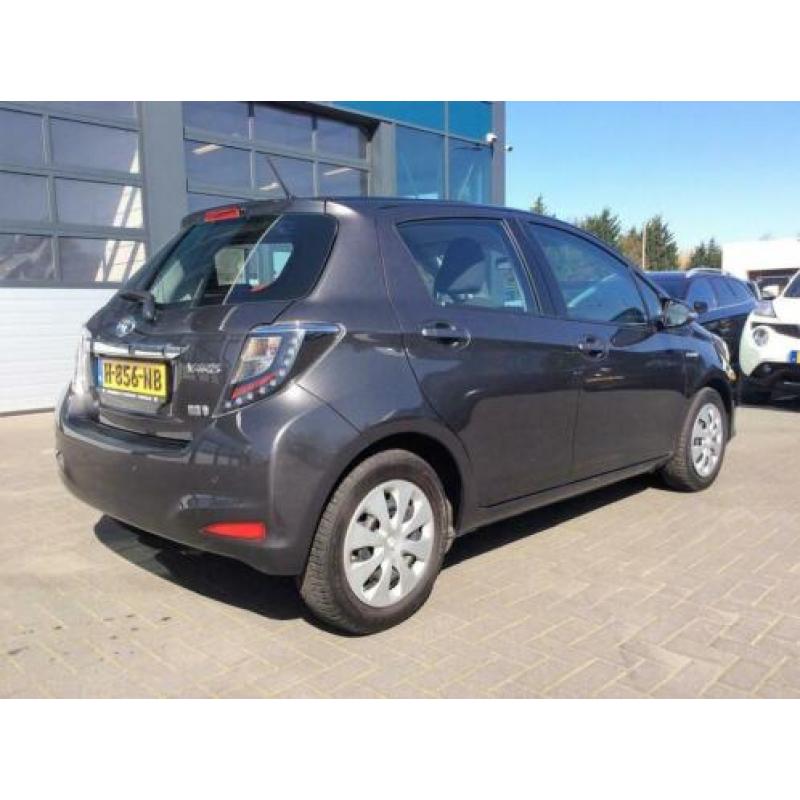 Toyota Yaris 1.5 FULL HYBRID CVT 5DR