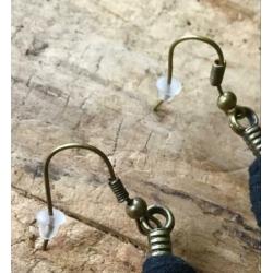 Steampunk festival oorbellen brons vergulde veer hangers