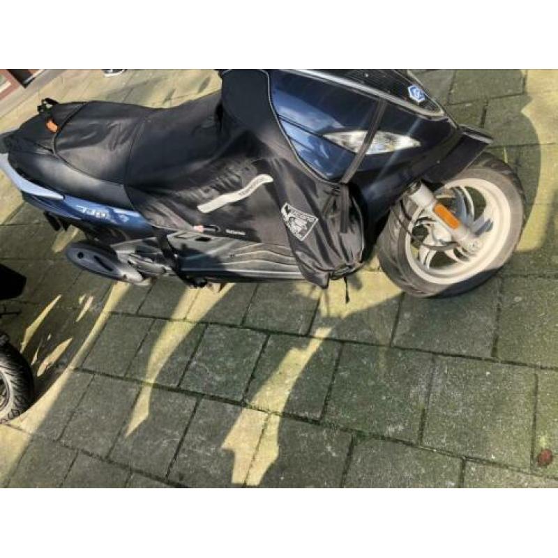 1ste eigenaar! topstaat! piaggio fly (snor)