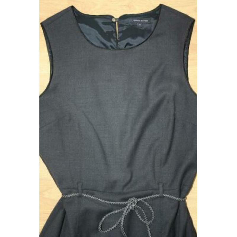 Tommy Hilfiger mouwloze jurk maat 10 = M