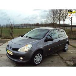 Renault Clio 1.2-16V Special Line