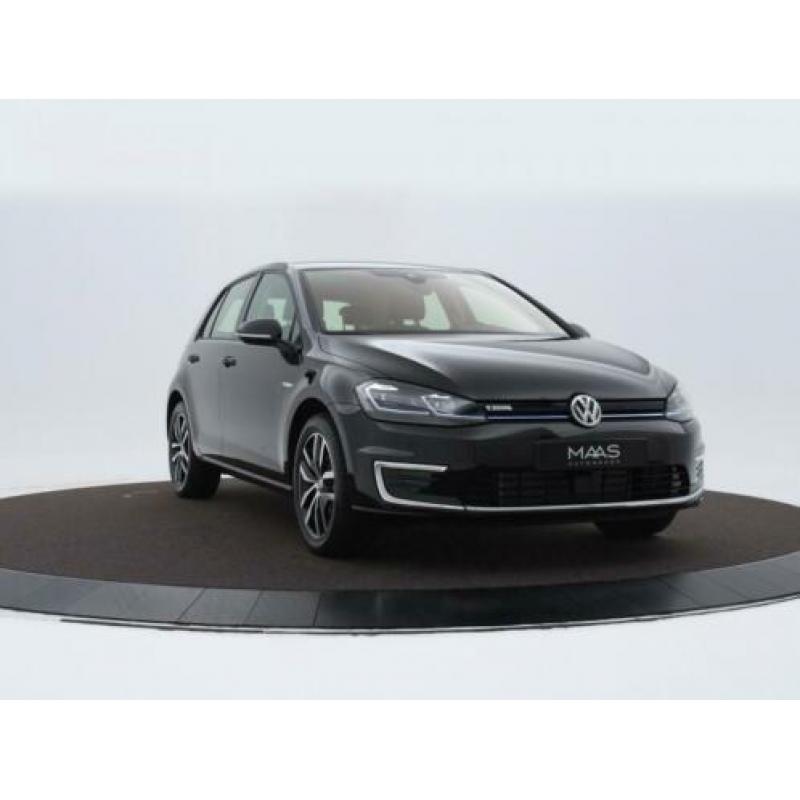 Volkswagen e-Golf E-DITION | Achteruitrijcamera | Getint gla