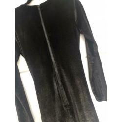 ** Nieuw GIVEN Velvet Velours Jurk Zwart Goud Glitter **
