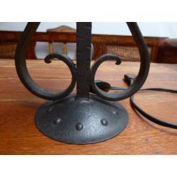 Smeedijzeren art deco lamp