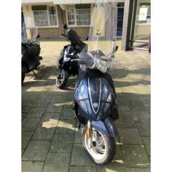 1ste eigenaar! topstaat! piaggio fly (snor)