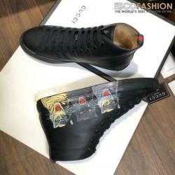 Gucci Sneakers #23