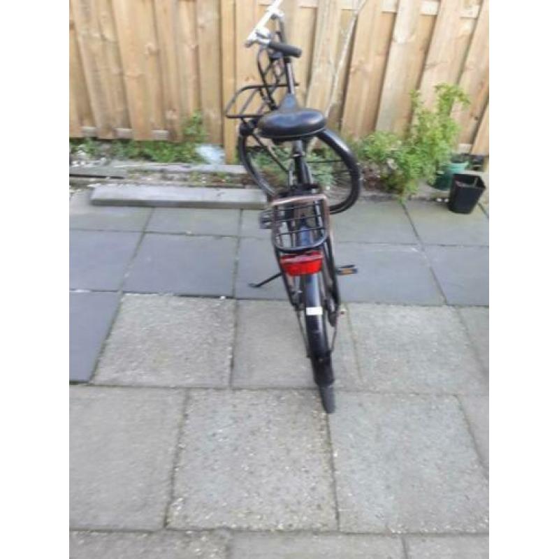 Te koop een damesfiets 28 inch