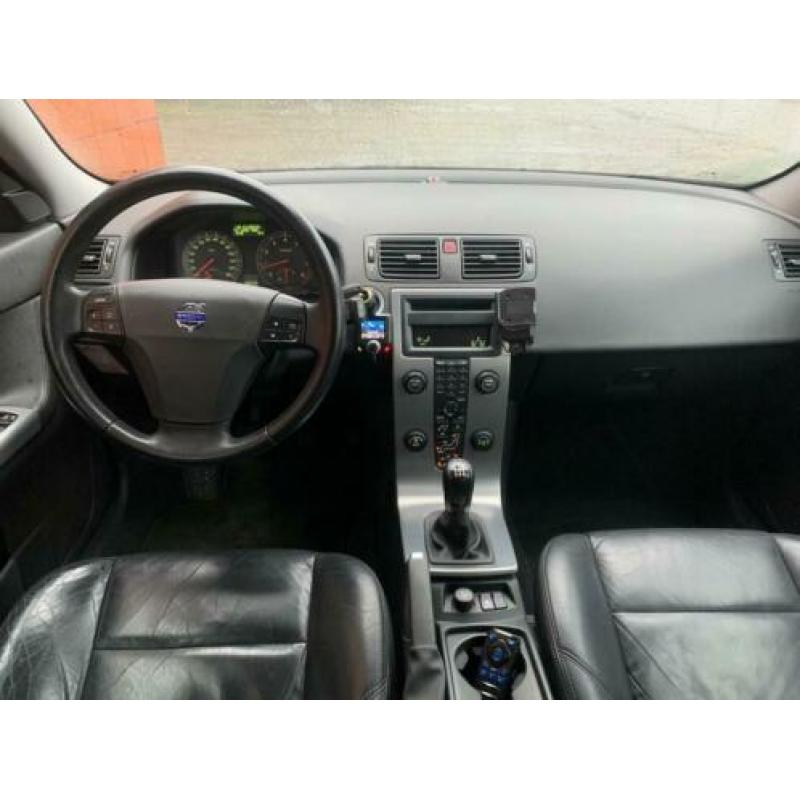 Volvo V50 2.4 Edition II 222.308km/140PK/5-cilinder/Navi/Lee
