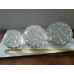 Presse papier, 3 glasobjecten glasbollen.