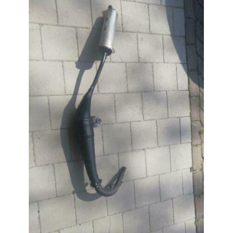 standaard uitlaat Gamaha TZR50