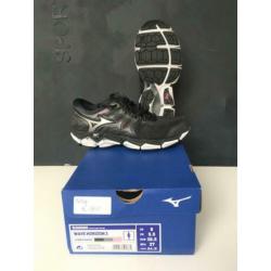 Nr. 49 / Maat 38,5 / MIZUNO Wave Horizon 3 / 67 % korting