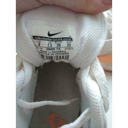 Nike Air 39