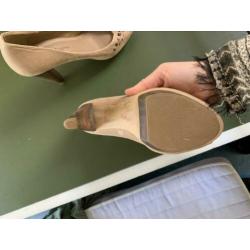 Bershka hakken maat 40