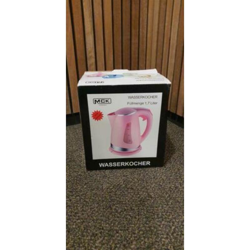 Nieuw roze waterkoker