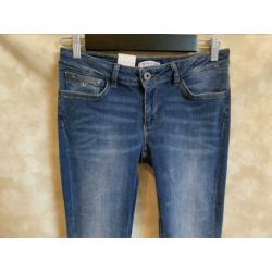 Super gave Purewhite skinny jeans (Maat 31)