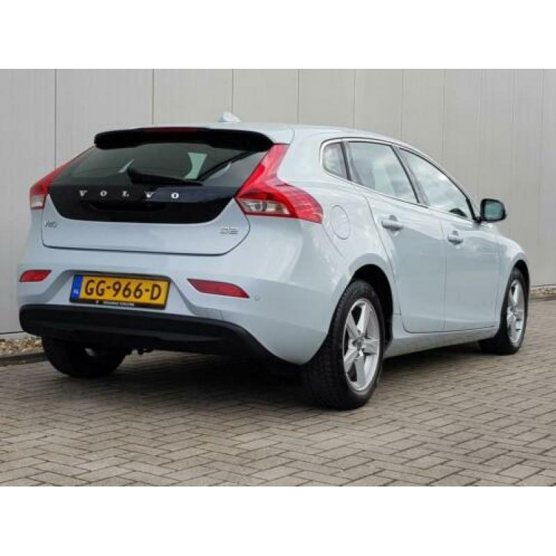 Volvo V40 1.6 D2 Summum Navigatie / Cruise-control / Camera