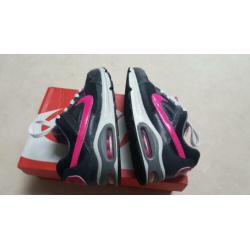 Nike Air Max Skyline maat 34