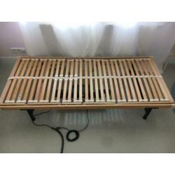 2x Elektrisch bed, verstelbaar 90x210