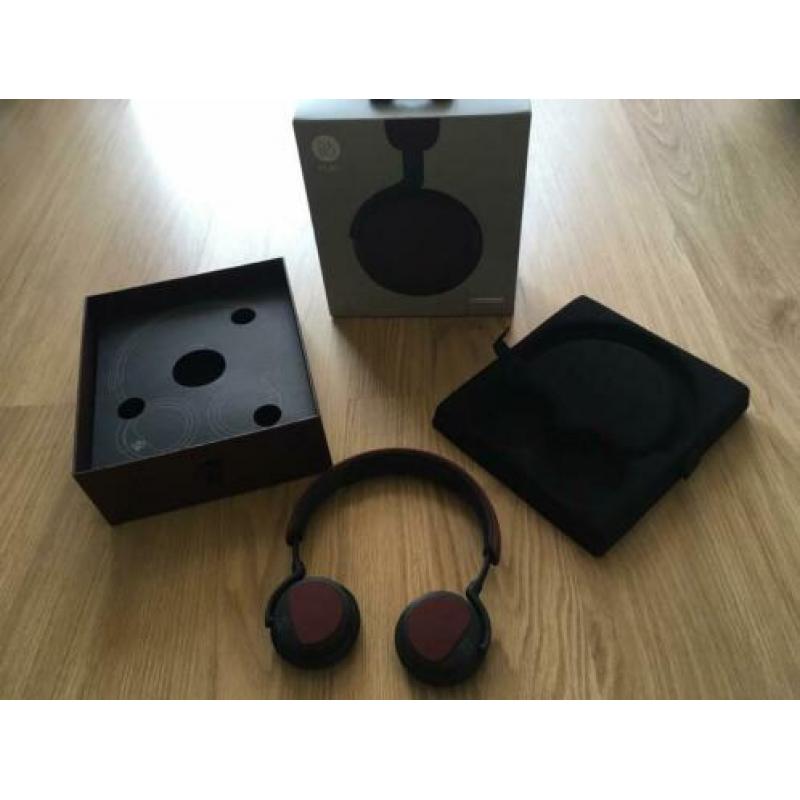 Bang & Olufsen Beoplay H2