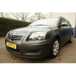 Toyota Avensis 1.8VVT-I 130PK TERRA (bj 2007)