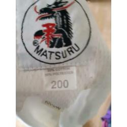 Matsuru Karate pak + wedstrijdoutfit