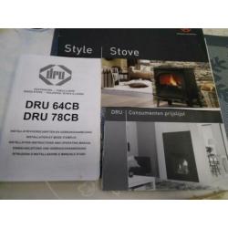 Gratis 4 kuub hout met gietijzeren houtkachel - DRU 64CB