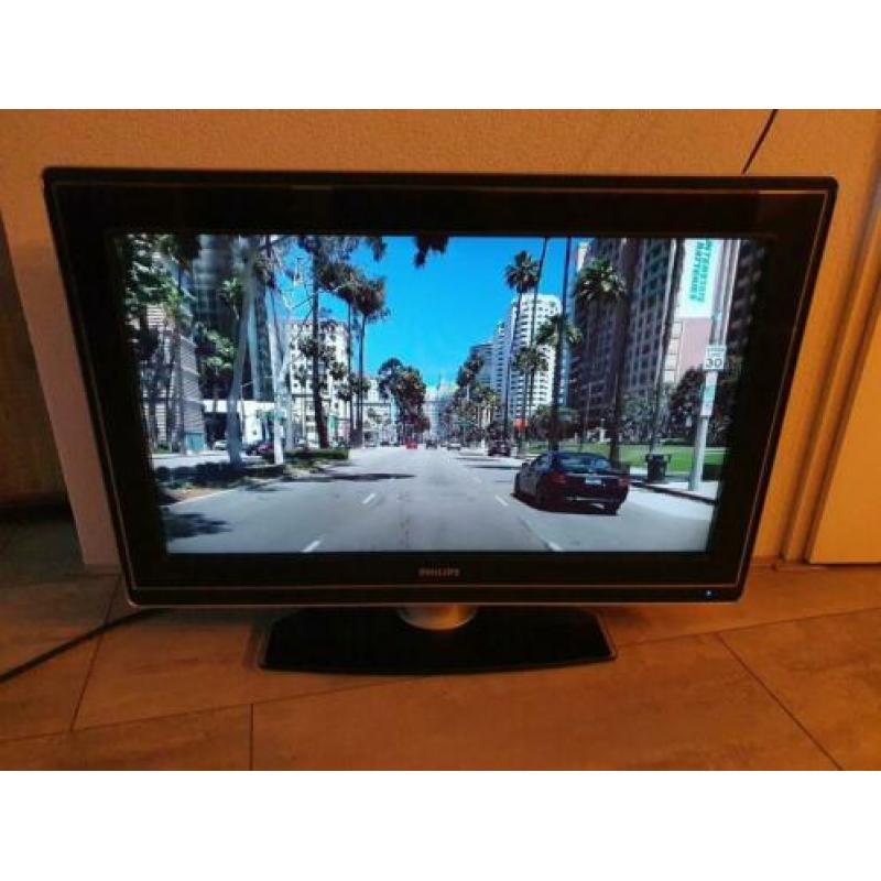 Philips lcd ambilight tv 32pfl9632 32 inch
