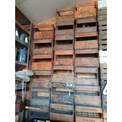 Brocante oude flessenkratten div op voorraad nu €15