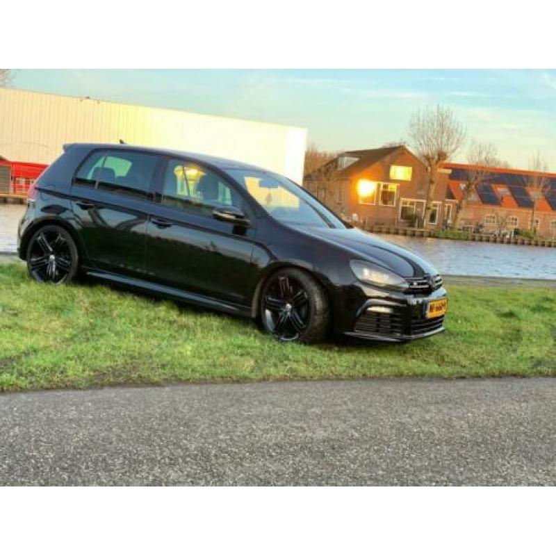 Golf 6 R20 5D 4MOTION *DSG*Bearlock*395PK*527NM*BJ 2011*Navi