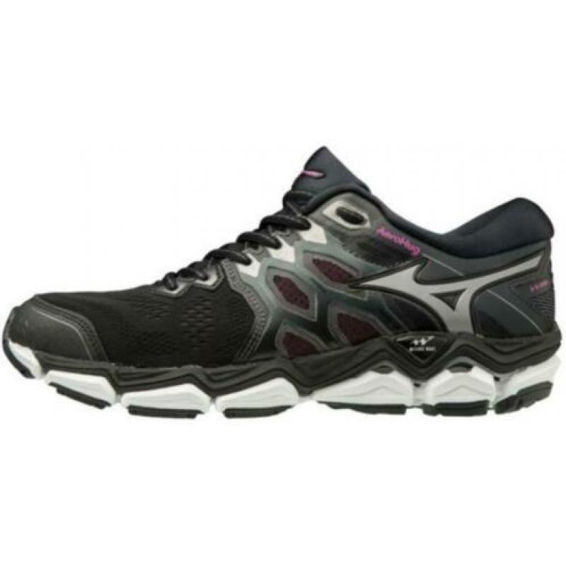 Nr. 49 / Maat 38,5 / MIZUNO Wave Horizon 3 / 67 % korting
