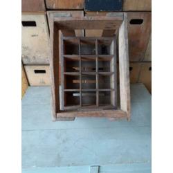 Brocante oude flessenkratten div op voorraad nu €15