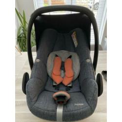 Mooie maxi cosi jeans/denim incl nekkussen & zitverkleiner
