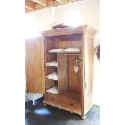 Landelijke antieke grenen 2-deurs kast custom made +bezorgen